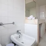 Guesthost - Comfy Flat Steps Away From Station シエーナ